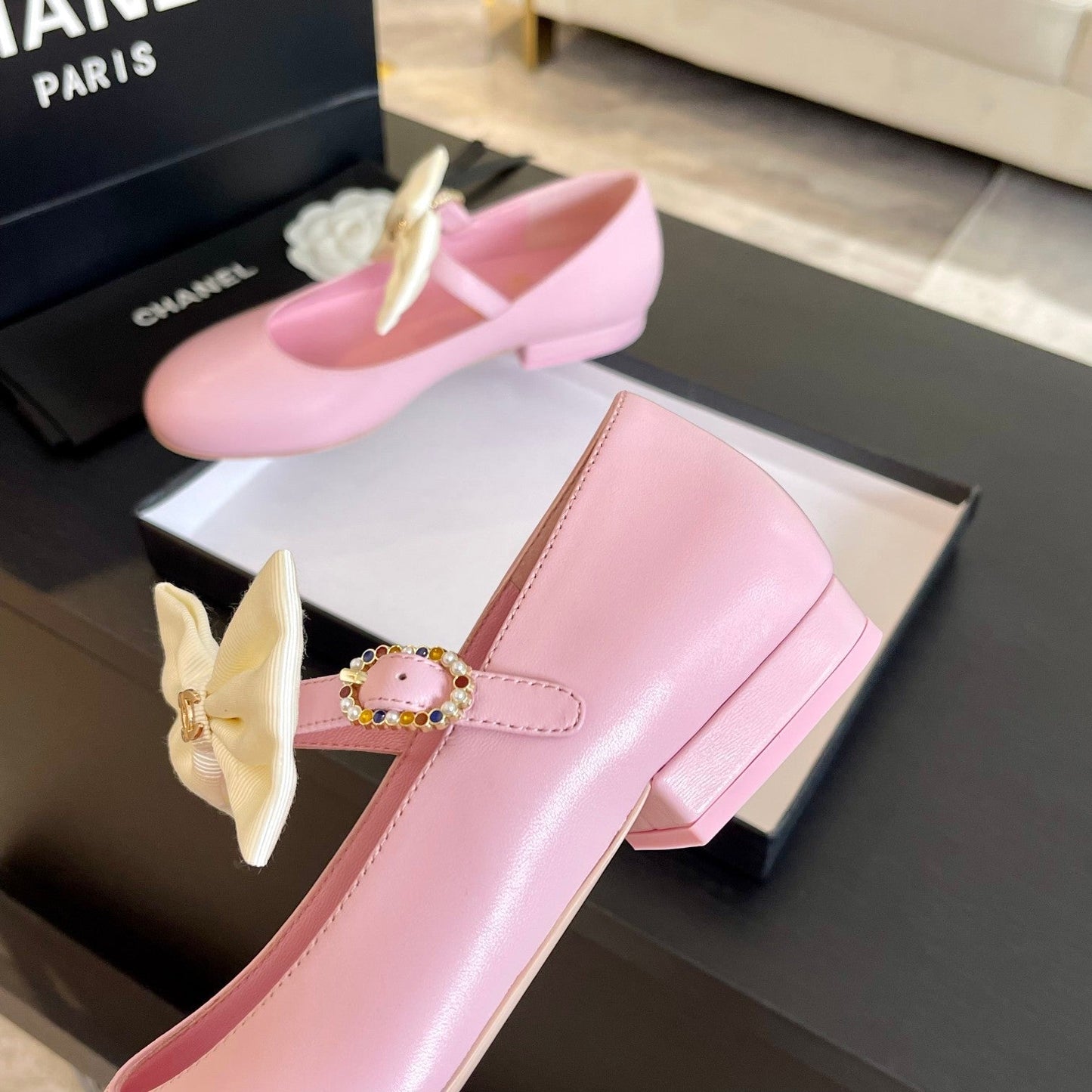 BALLET FLAT LIGHT PINK LAMBSKIN WITH WHITE BOW