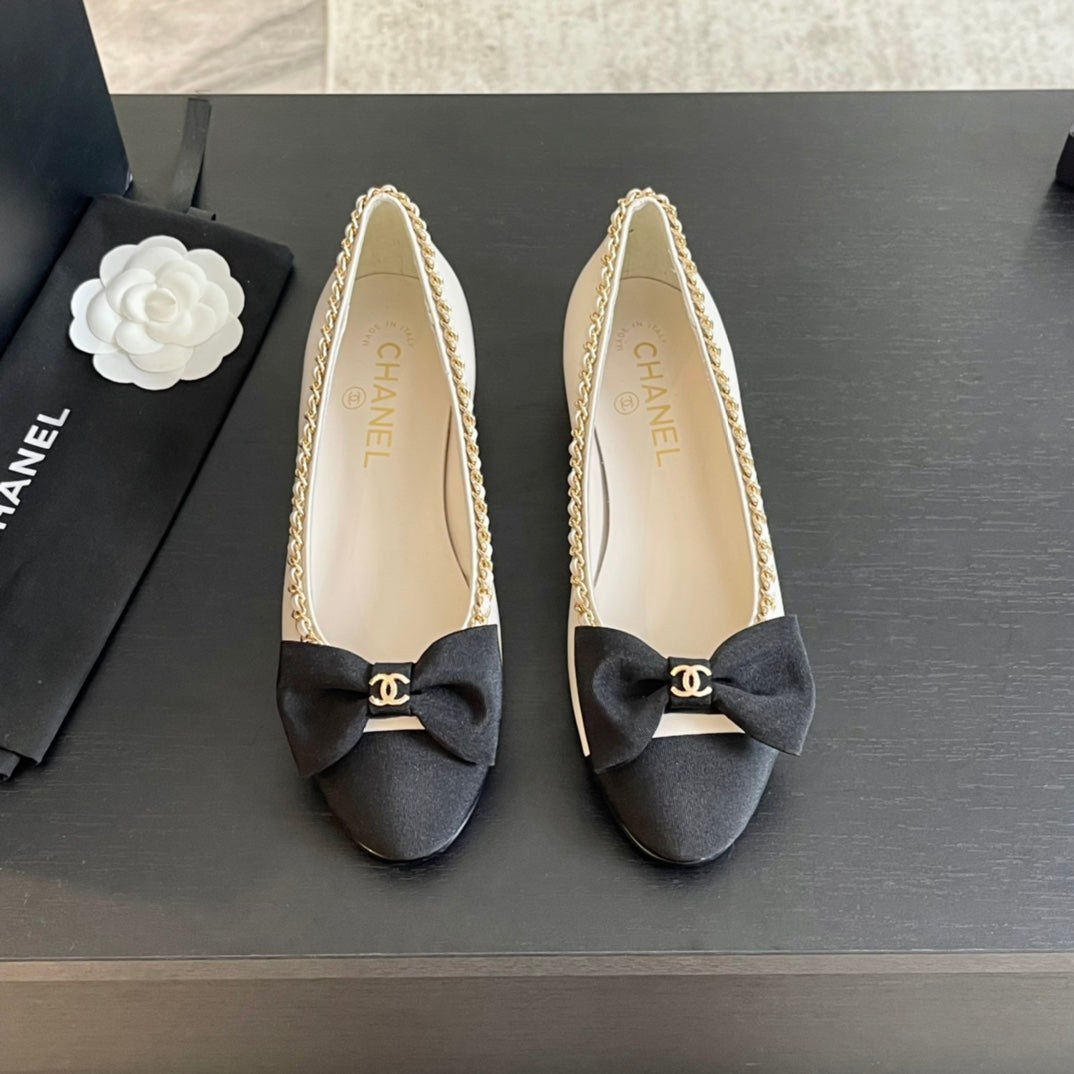 BALLET FLAT WHITE CALFSKIN AND FABRIC