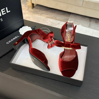 HIGH SANDAL OPEN TOE IN MAROON RED VELVET