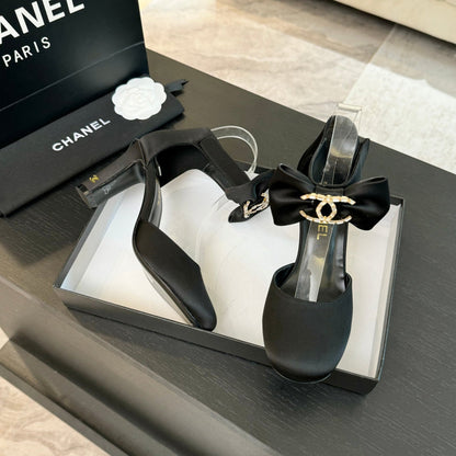 HIGH MARRY JANE IN BLACK SATIN