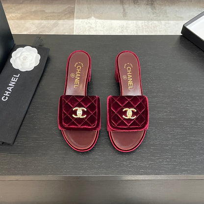 MID-HEEL 5 CM MULE IN BURGUNDY RED VELVET