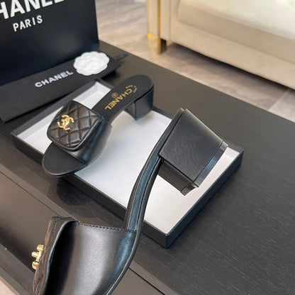 MID-HEEL 5 CM MULE IN BLACK LAMBSKIN