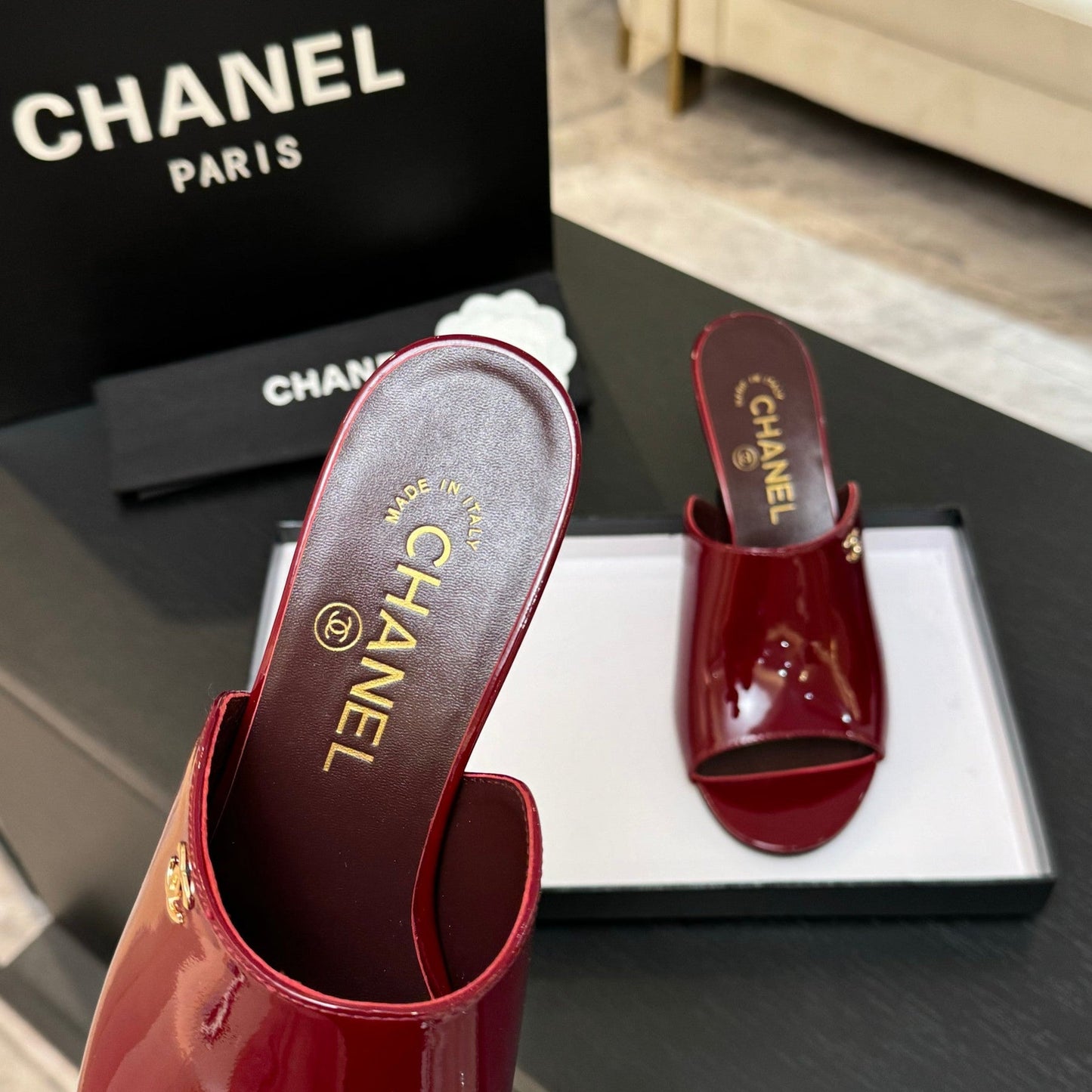 PEEP TOE MULE 85MM IN WINE RED PATENT CALFSKIN