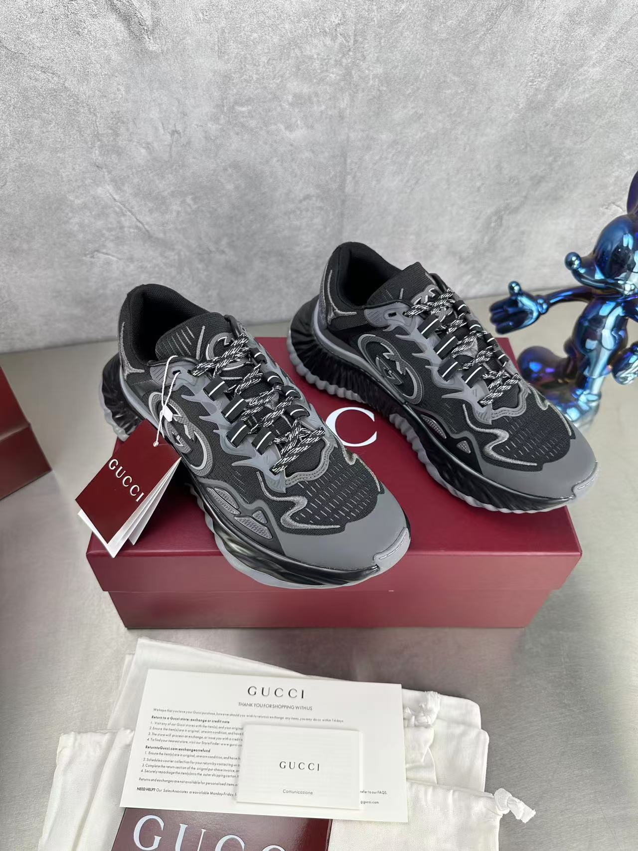 GG RIPPLE SNEAKER IN LIGHT GRAY MIX BLACK LAMBSKIN AND FABRIC