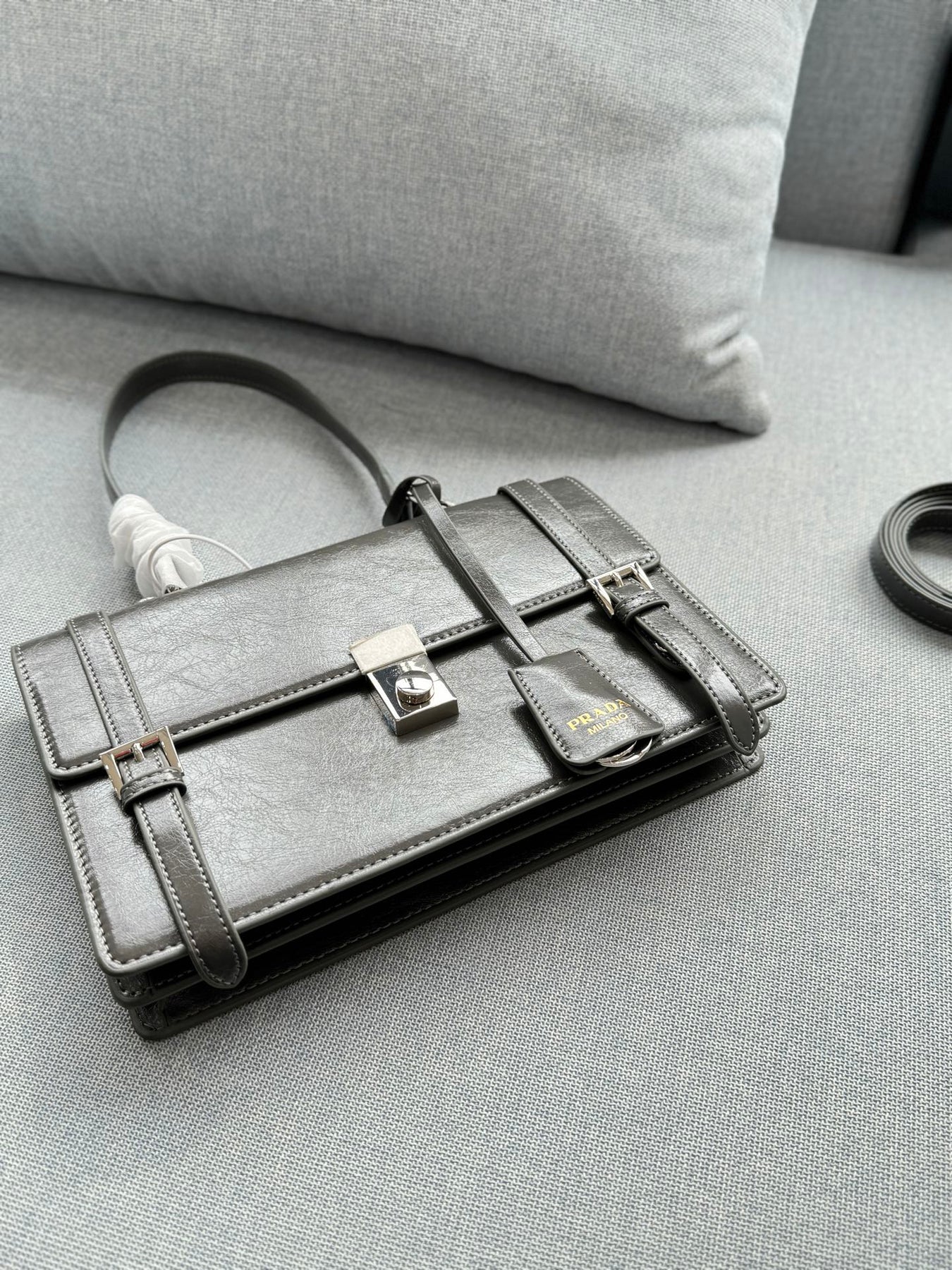 GALLERIA SHOULDER BAG 27 IN CHARCOAL GREY CALFSKIN