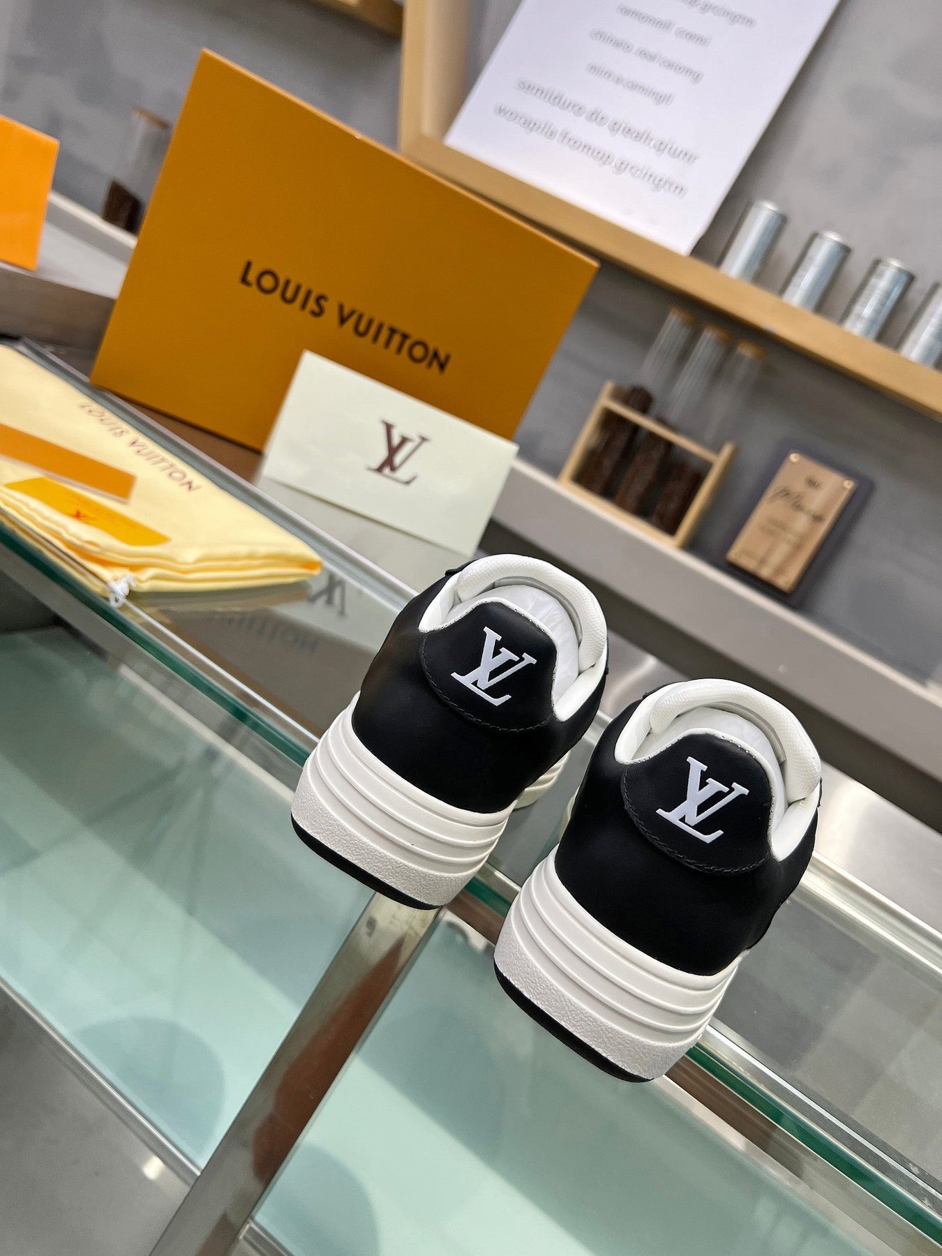 LV WOMEN GROOVY PLATFORM IN WHITE MIX BLACK EMBOSSED CALFSKIN