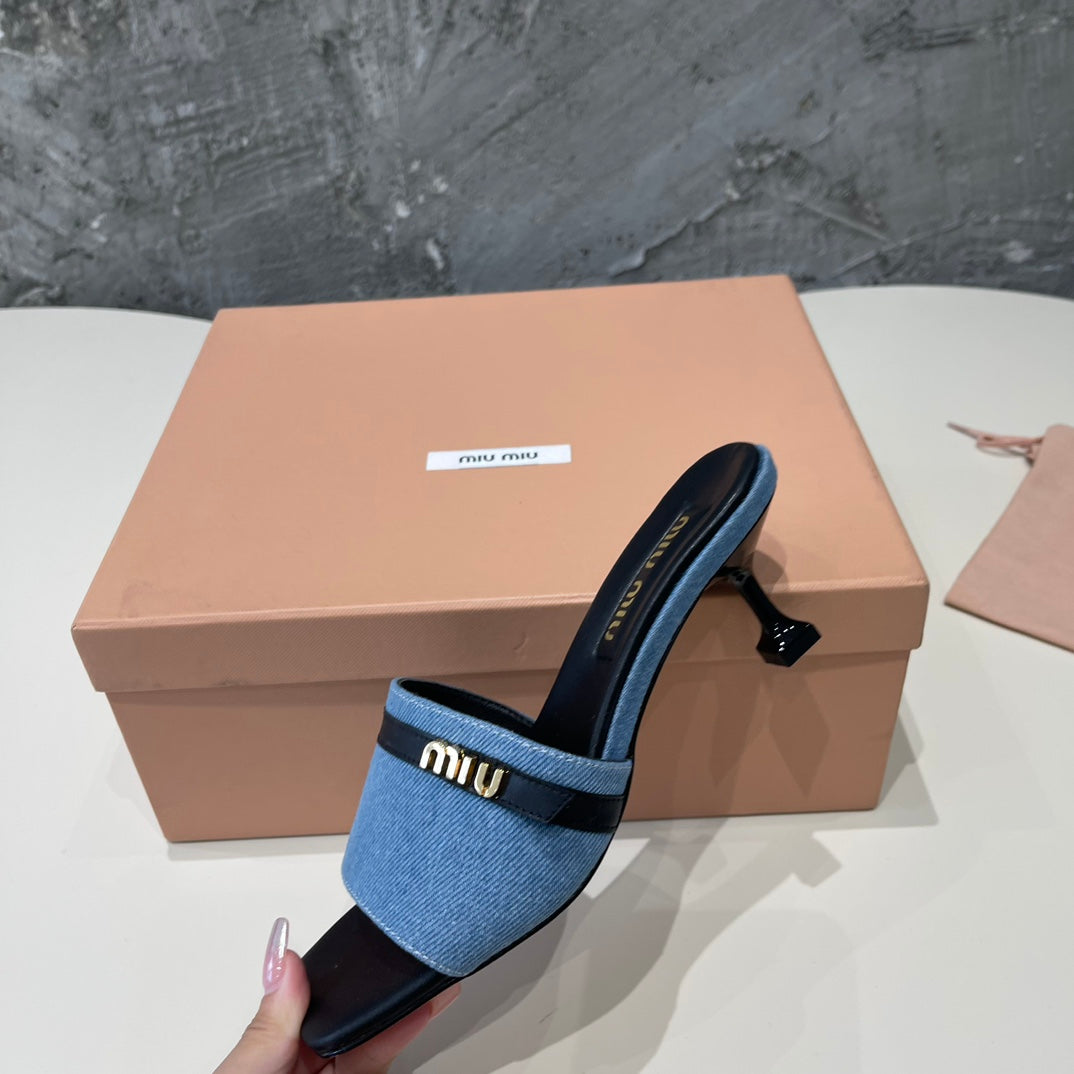 BLACK HIGH HEEL WITH BLUE STRAPS AND BLACK BELT