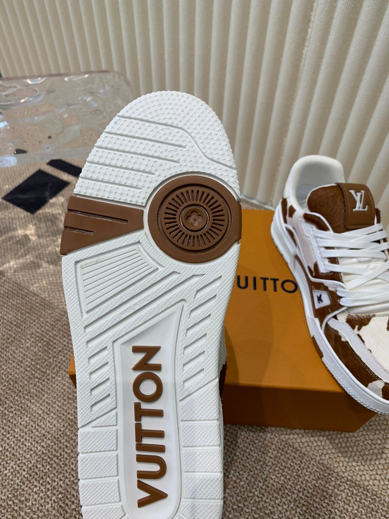 LV TRAINER SNEAKER PONY BROWN MIX WHITE