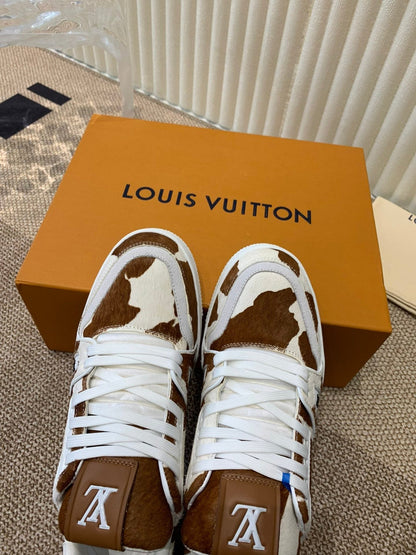 LV TRAINER SNEAKER PONY BROWN MIX WHITE