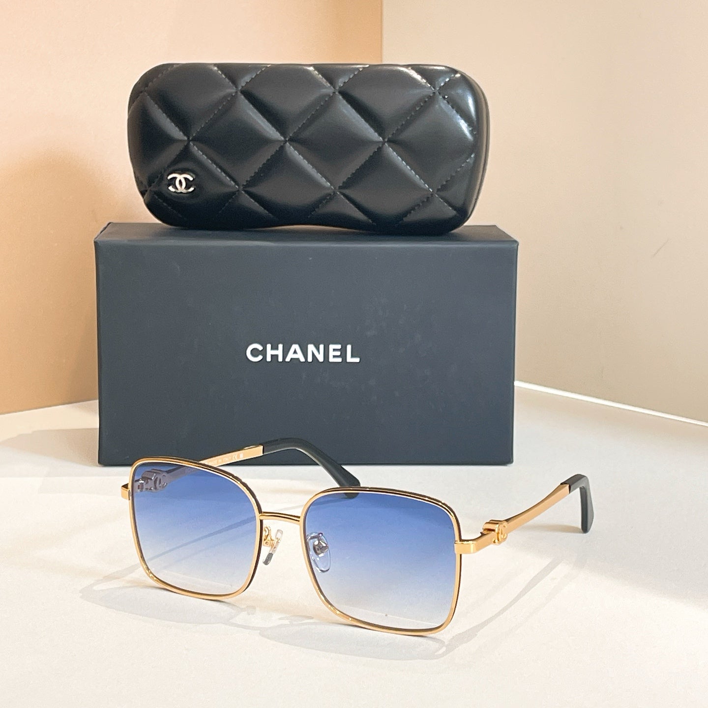 RECTANGULAR SUNGLASSES CH2219 IN METAL