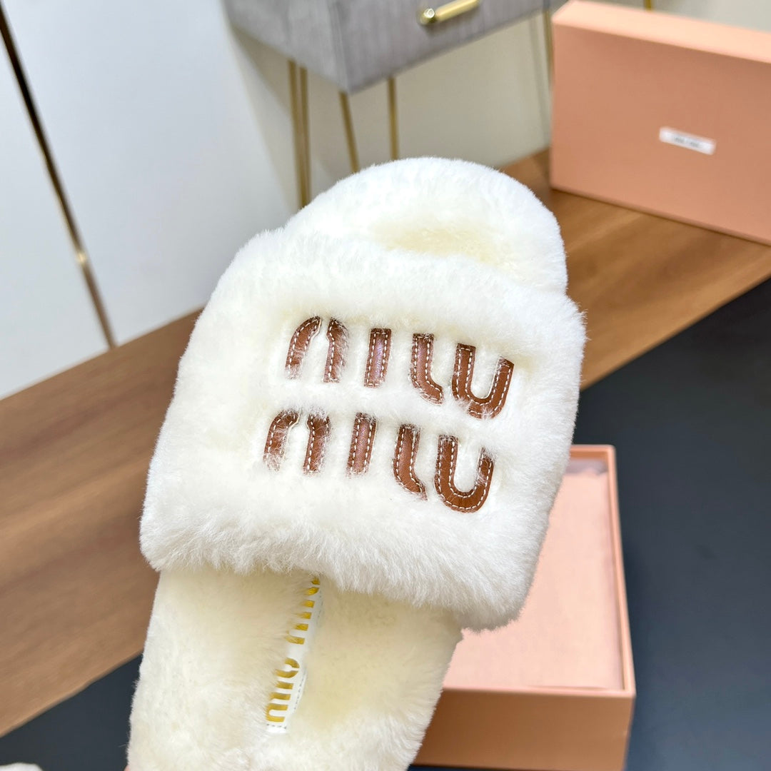 FUR SLIPPER WHITE