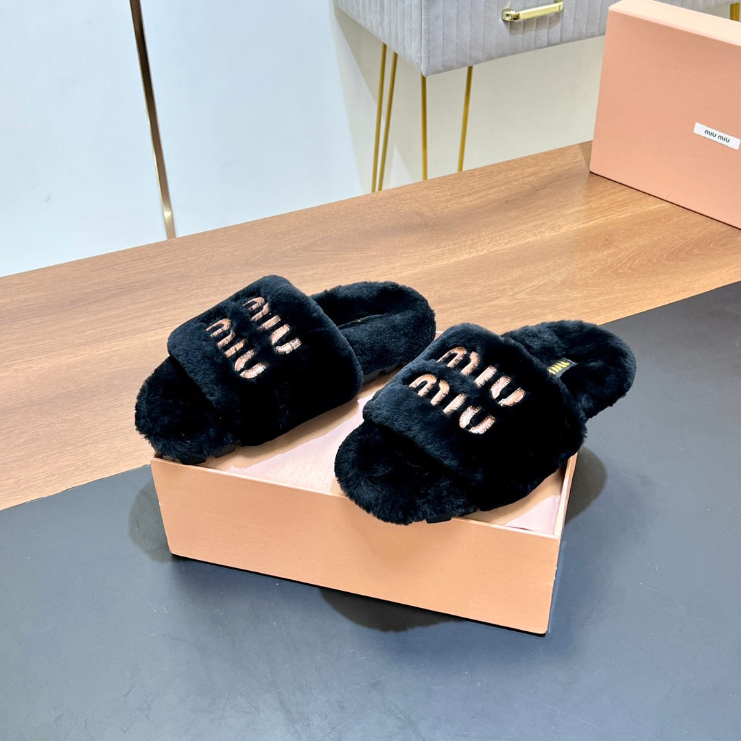 FUR SLIPPER BLACK