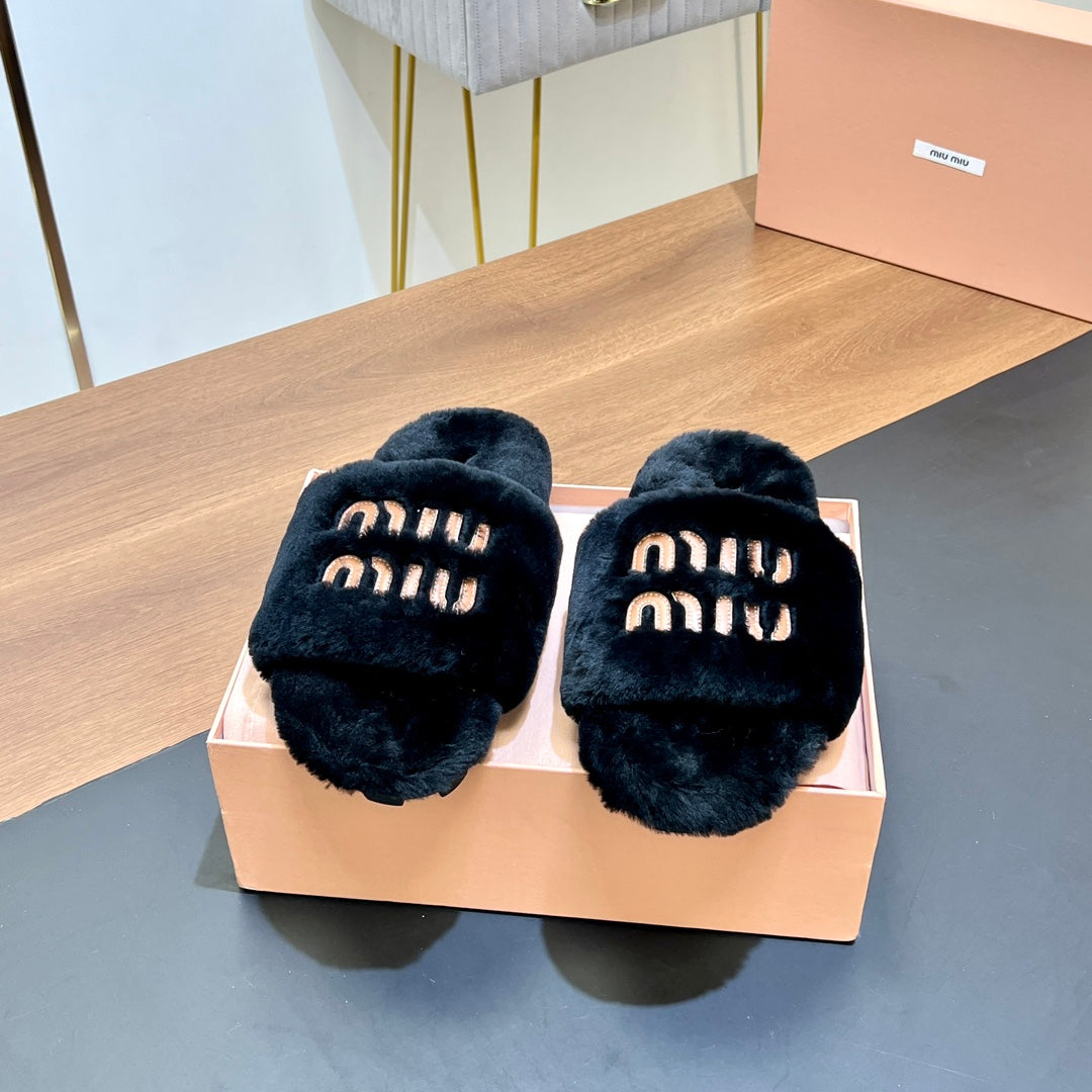 FUR SLIPPER BLACK