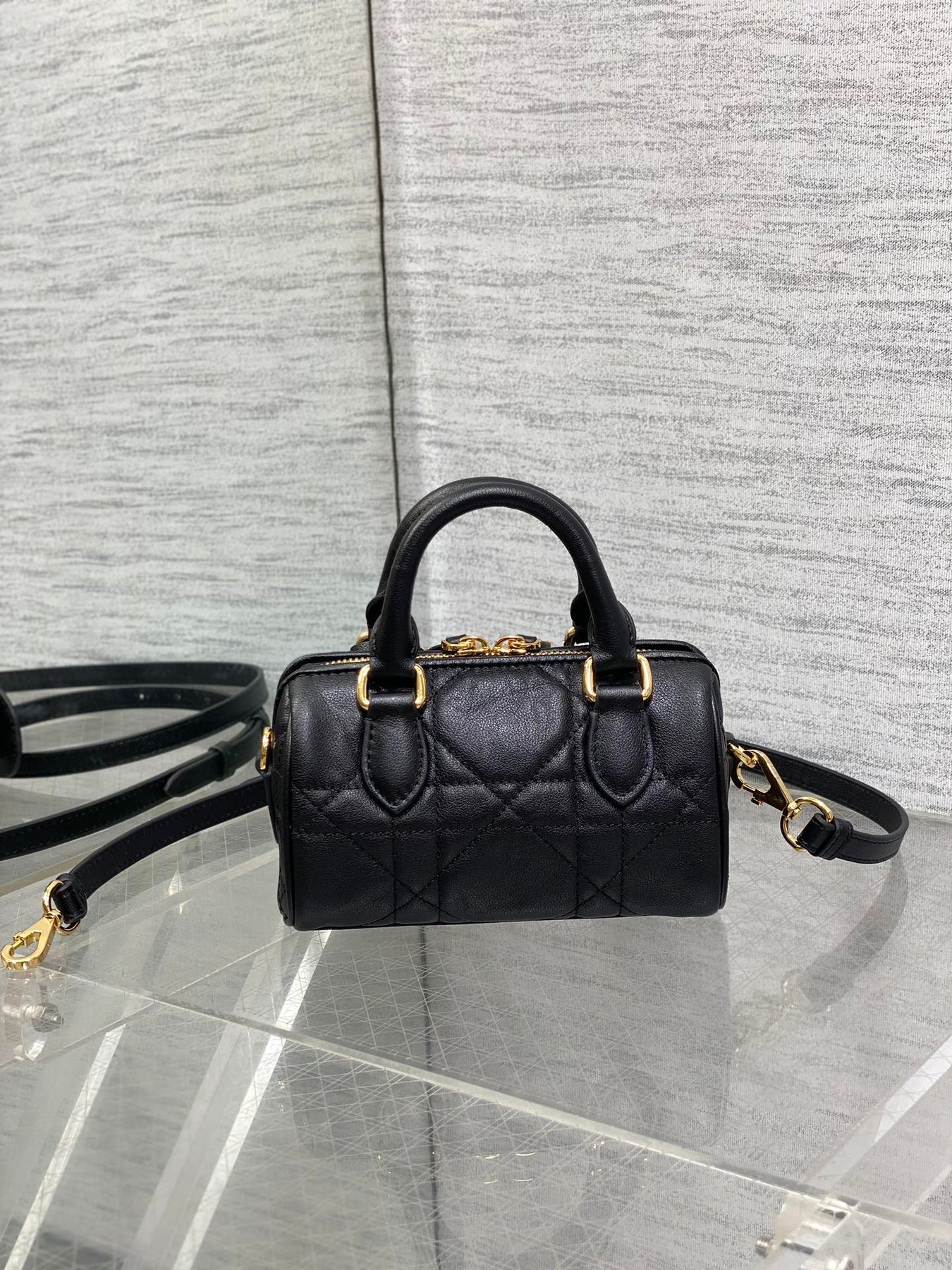 GROOVE MINI 17 BAG IN BLACK LAMBSKIN