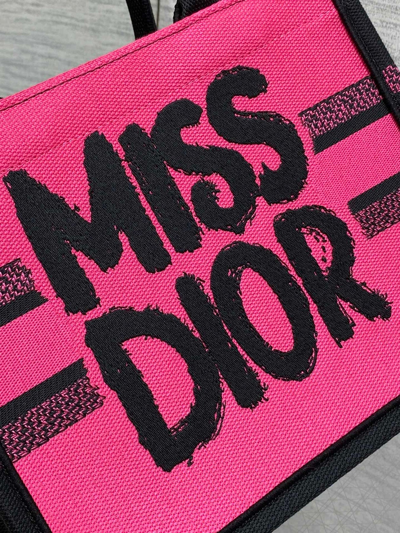 BOOK TOTE 26 CM IN COLORFUL CANVAS 226509