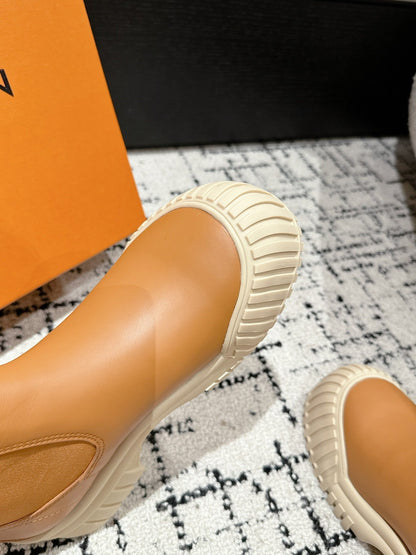 RUBY BOOTS IN BRONZE BROWN CALFSKIN