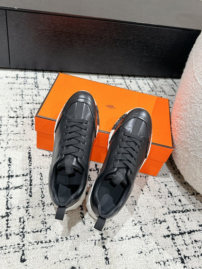 BOUNCING SNEAKER IN BLACK CALFSKIN