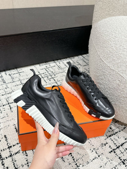 BOUNCING SNEAKER IN BLACK CALFSKIN