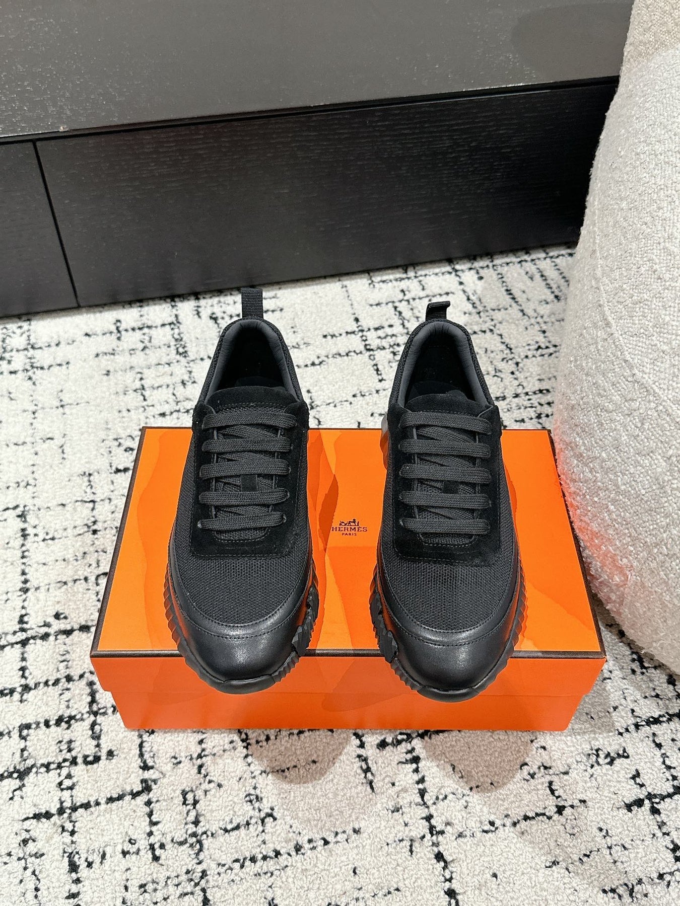 BOUNCING SNEAKER IN BLACK CALFSKIN AND FABRIC