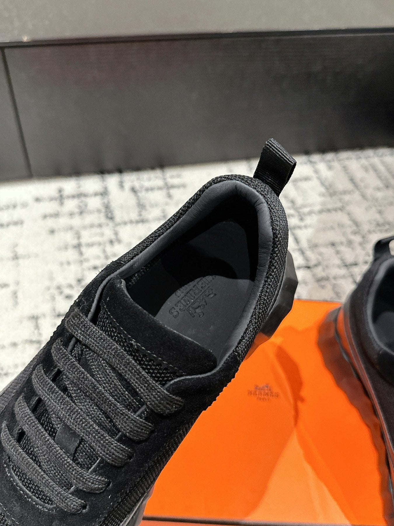 BOUNCING SNEAKER IN BLACK CALFSKIN AND FABRIC