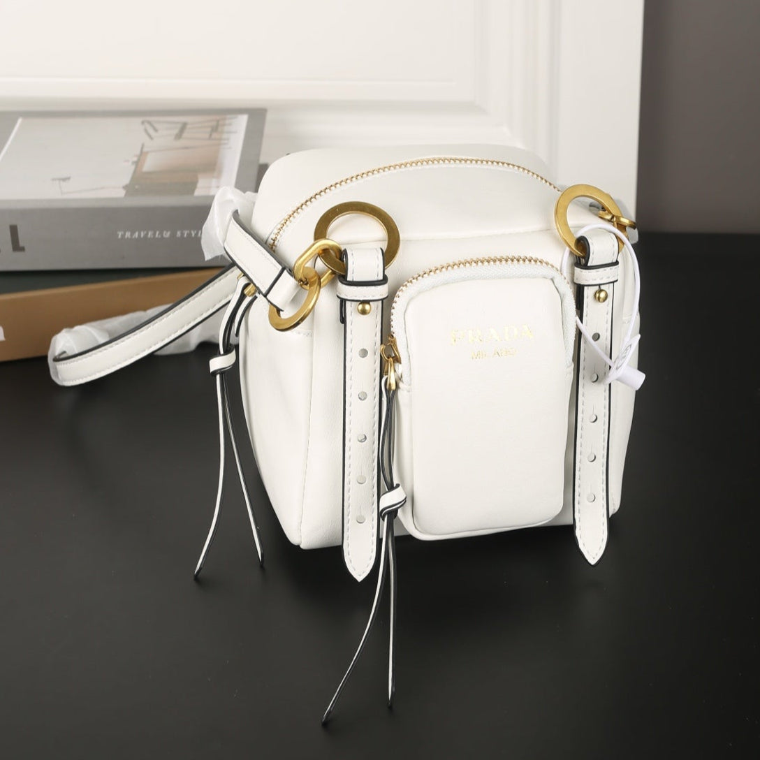 DANGLE TOP HANDLE MINI BAG 15 IN WHITE SHINY CALFSKIN