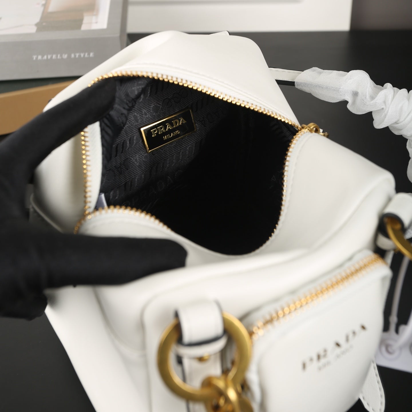 DANGLE TOP HANDLE MINI BAG 15 IN WHITE SHINY CALFSKIN