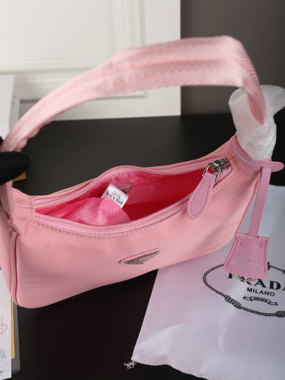 HOBO RE-EDITION BAG 22 IN BABY PINK RE-NYLON