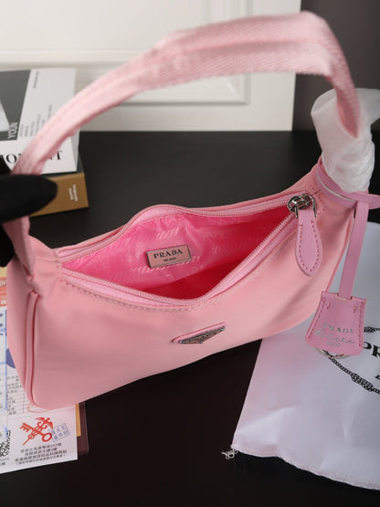 HOBO RE-EDITION BAG 22 IN BABY PINK RE-NYLON