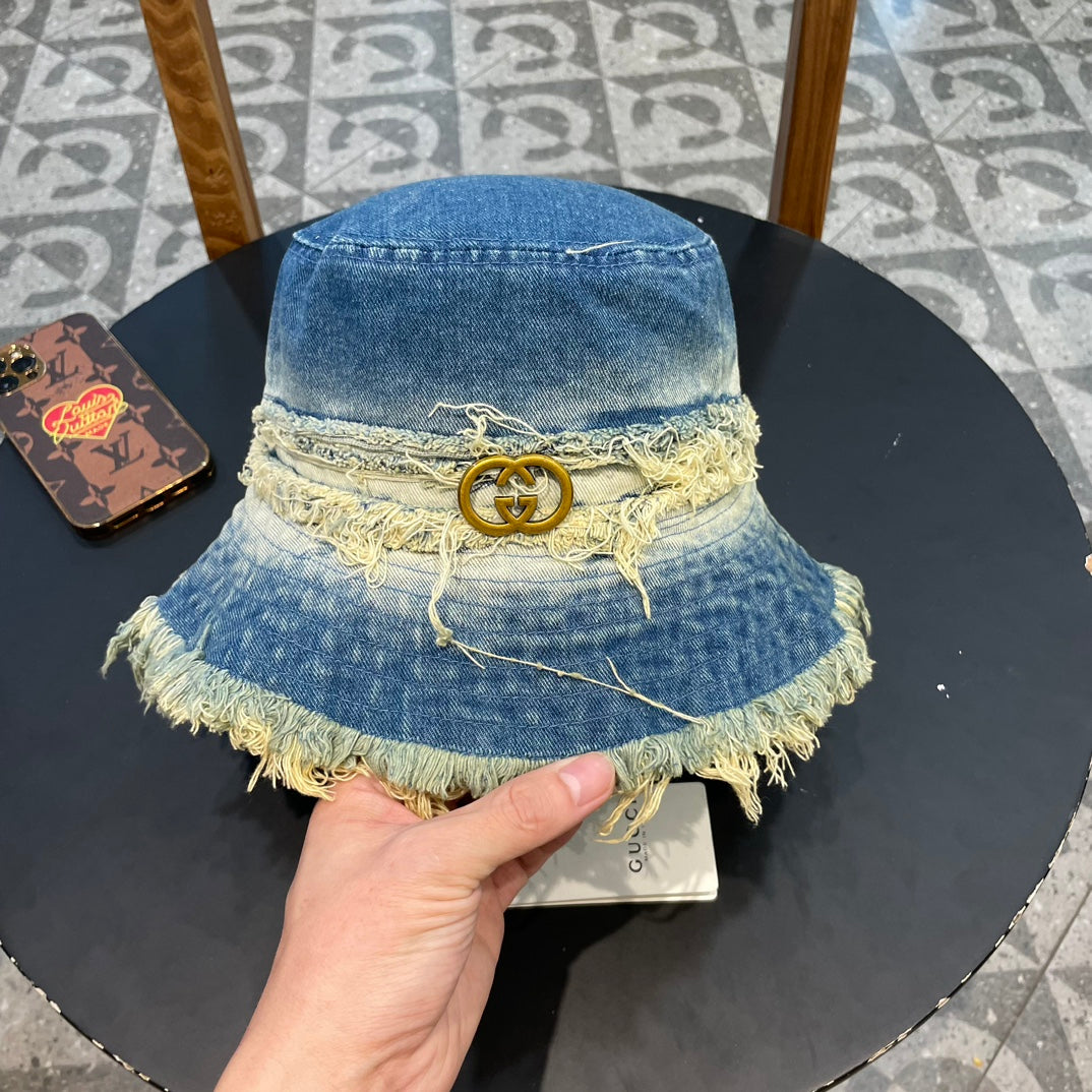 BUCKET HAT IN CLASSIC BLUE DENIM 226590