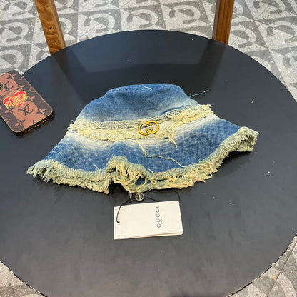 BUCKET HAT IN CLASSIC BLUE DENIM 226590