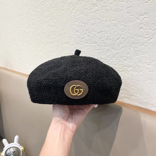 BERRET HAT IN BLACK TWEED 394272