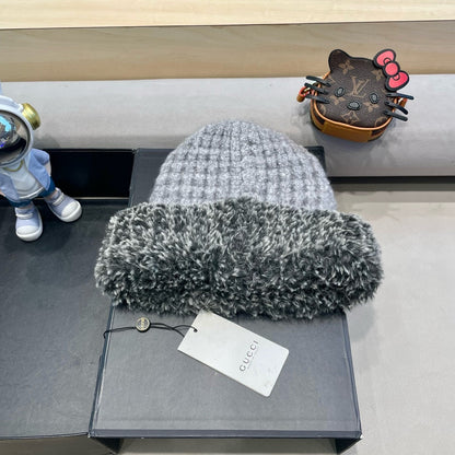 BEANIE HAT IN COIN GRAY WOOL AND FLEECE 399545