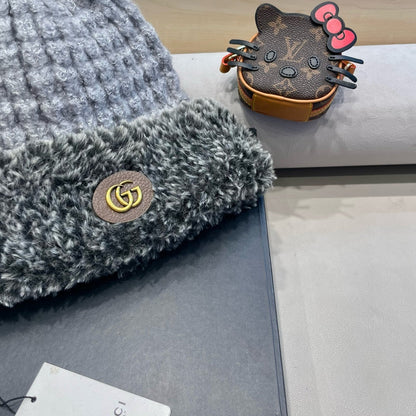 BEANIE HAT IN COIN GRAY WOOL AND FLEECE 399545