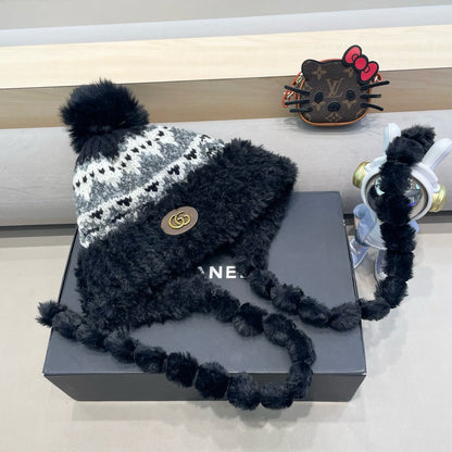 BEANIE HAT IN COLORFUL WOOL 400957