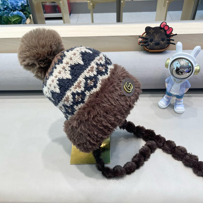 BEANIE HAT IN COLORFUL WOOL 400960