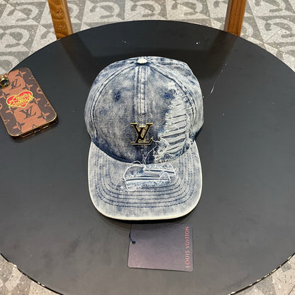 BASEBALL CAP IN LIGHT BLUE DENIM 404845