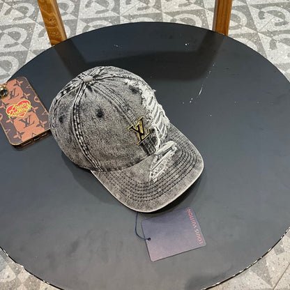 BASEBALL CAP IN LIGHT GRAY DENIM 404846