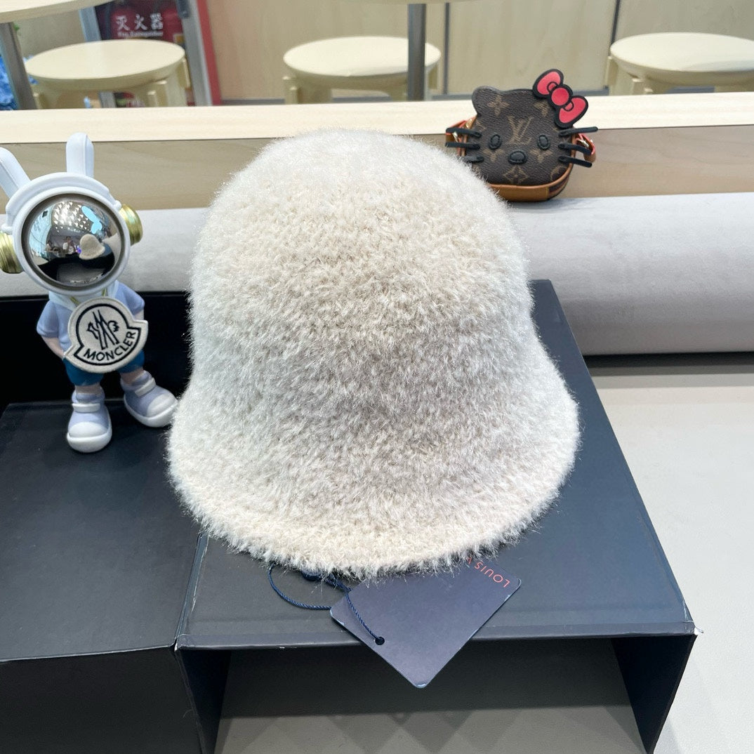 BUCKET HAT IN BEIGE RABBIT FUR 404832