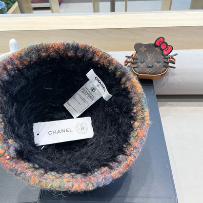 BUCKET HAT IN BLACK LAMB FUR 419466