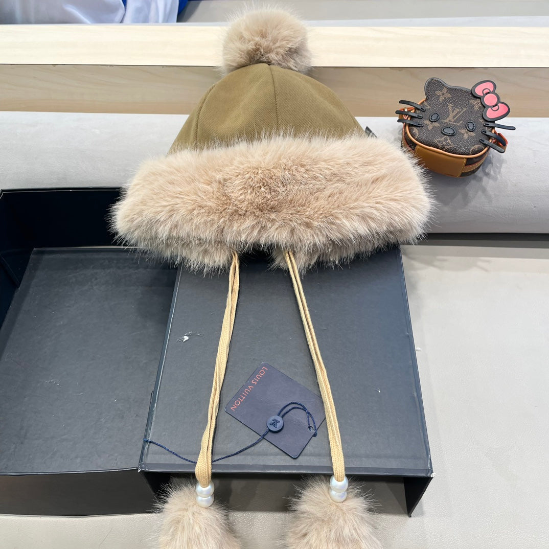 BEANIE HAT IN SAND BEIGE FLEECE AND WOOL 424307