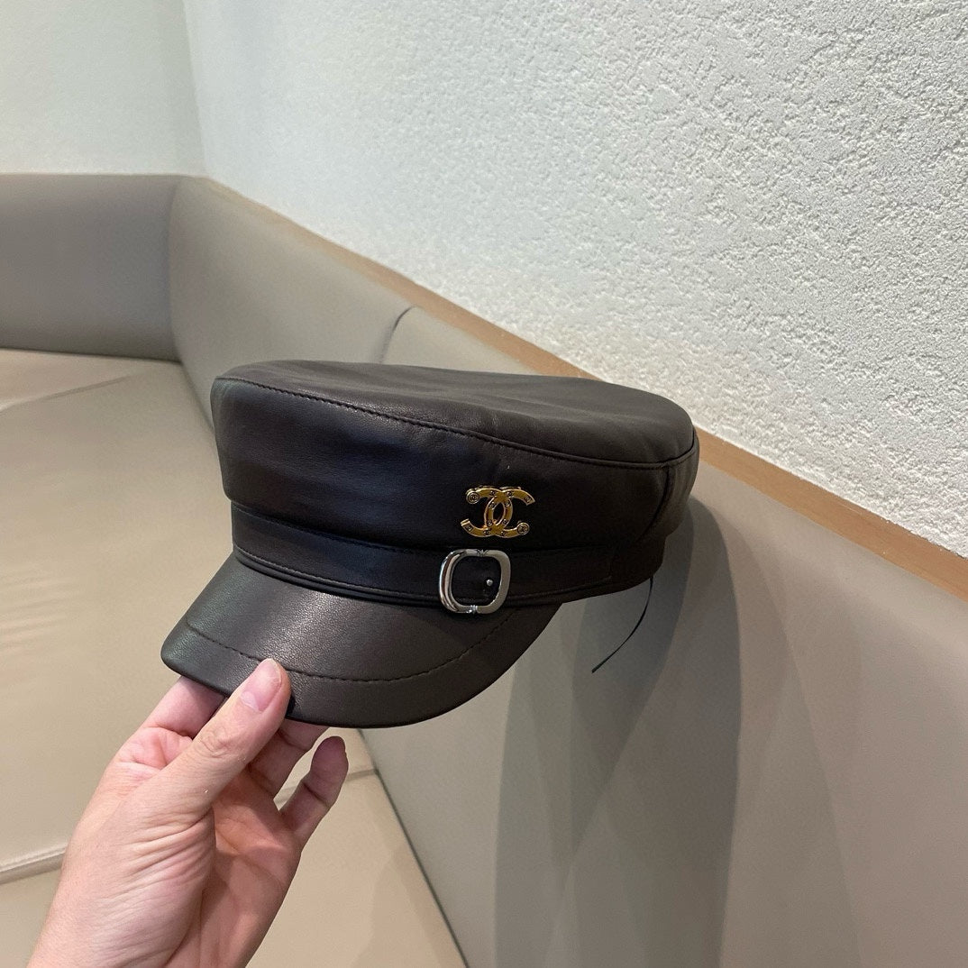 NEWSBOY CAP IN CHOCOLATE BROWN CALFSKIN 421105