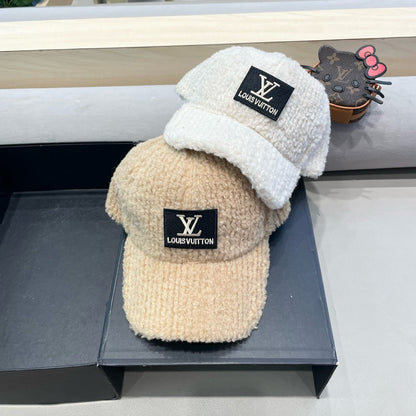 BASEBALL CAP IN BEIGE WOOL 421244