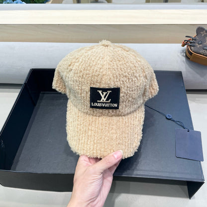 BASEBALL CAP IN BEIGE WOOL 421244