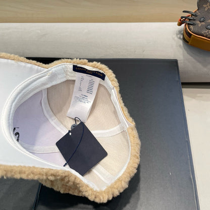 BASEBALL CAP IN BEIGE WOOL 421244