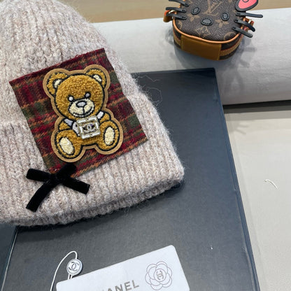 BEANIE HAT IN CAMEL BEIGE WOOL WITH BOW 421255