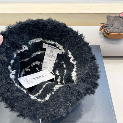 BUCKET HAT IN BLACK FLEECE 421273