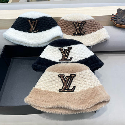 BUCKET HAT IN BLACK MIX WHITE WOOL 421038