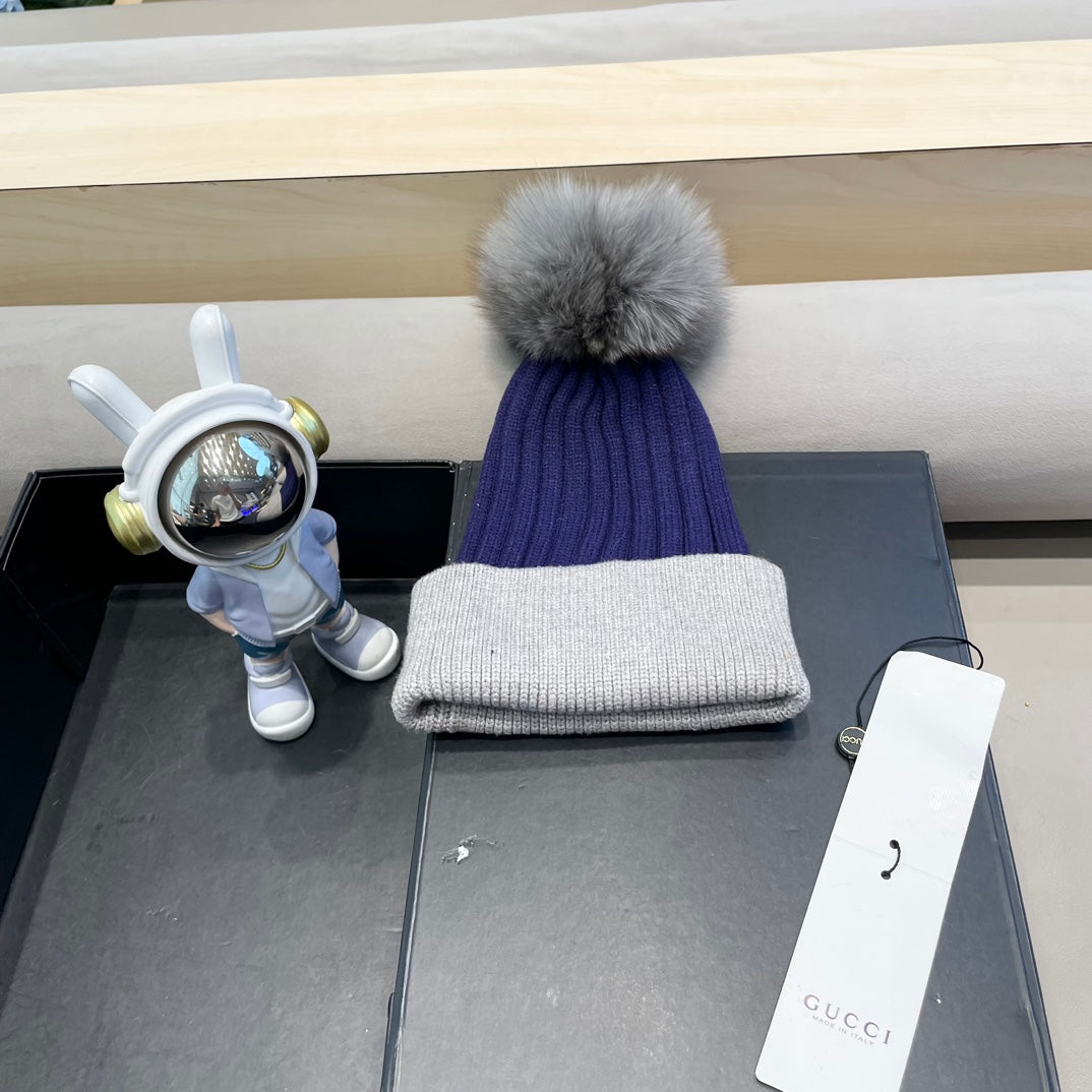 BEANIE HAT IN NAVY BLUE MIX LIGHT GRAY WOOL AND FOX FUR 422501