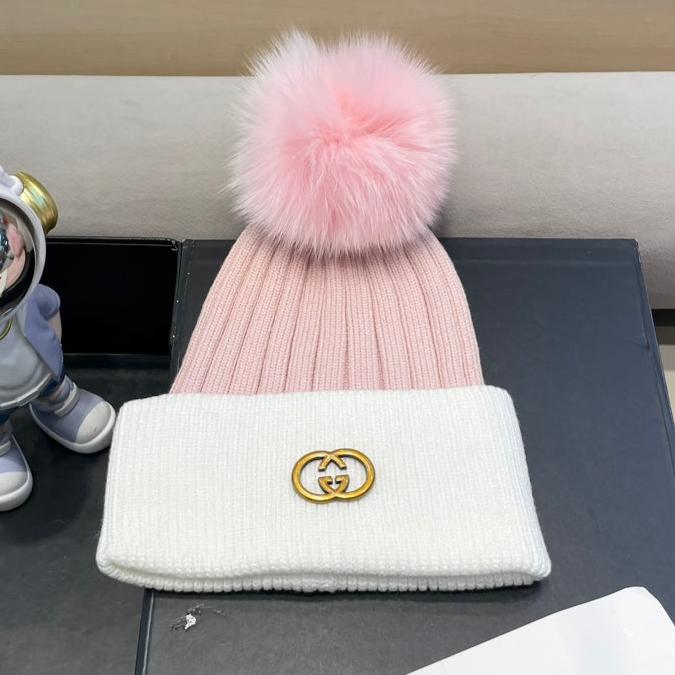 BEANIE HAT IN LIGHT PINK MIX WHITE WOOL AND FOX FUR 422503