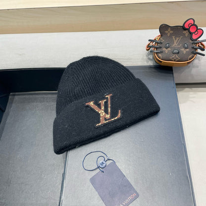 KNITTED BEANIE HAT IN BLACK FLEECE AND WOOL 426208